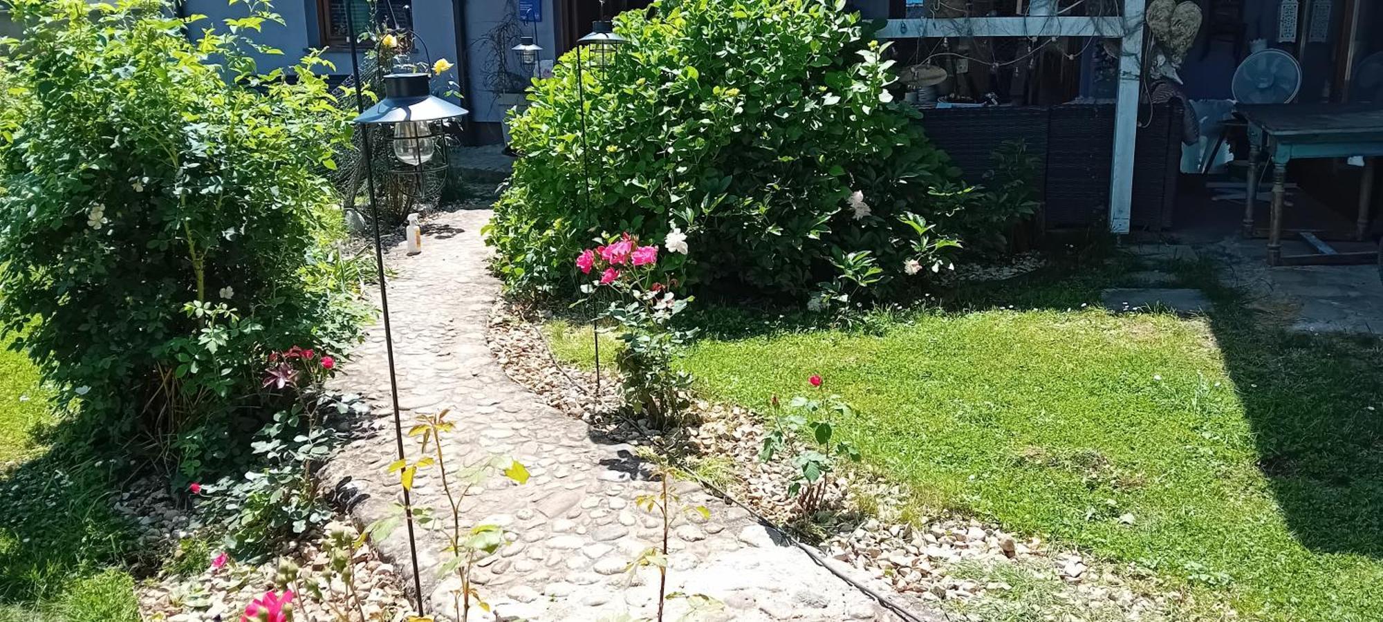 Art Room With Outdoor Living ليوبليانا المظهر الخارجي الصورة